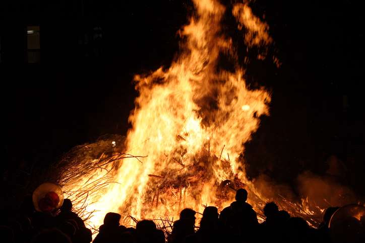 Bonfire Night is a British tradition dating back to the Gunpowder Plot of 1605