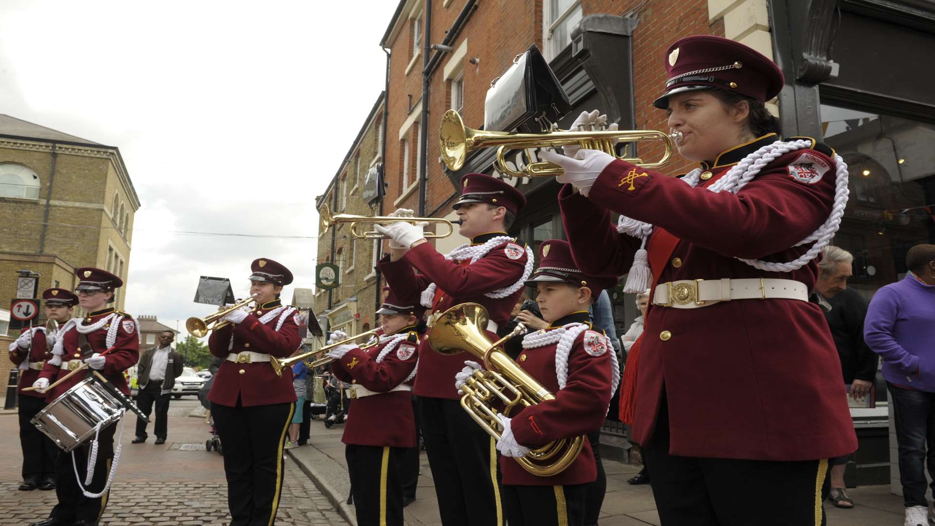 Head to the Rochester Festival for lots of entertainment and fun!